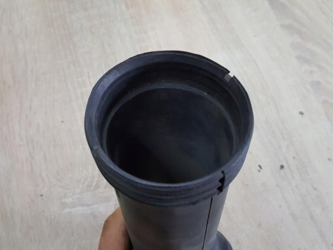 KAWASAKI ZX6R 636 00-02 WLOT DOLOT GUMA AIRBOXA KAWASAKI ZX6R 636 00-02 WLOT DOLOT GUMA AIRBOXA