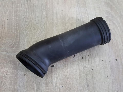 KAWASAKI ZX6R 636 00-02 WLOT DOLOT GUMA AIRBOXA KAWASAKI ZX6R 636 00-02 WLOT DOLOT GUMA AIRBOXA
