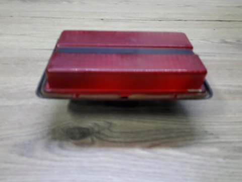 KAWASAKI ZXR 750 LAMPA TYŁ TYLNA KAWASAKI ZXR 750 LAMPA TYŁ TYLNA