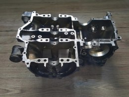 HONDA VF 750 V45 SUPER MAGNA KARTER DOLNY BLOK