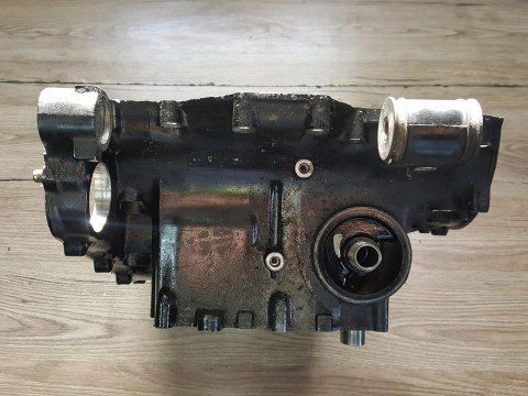 HONDA VF 750 V45 SUPER MAGNA KARTER DOLNY BLOK HONDA VF 750 V45 SUPER MAGNA KARTER DOLNY BLOK