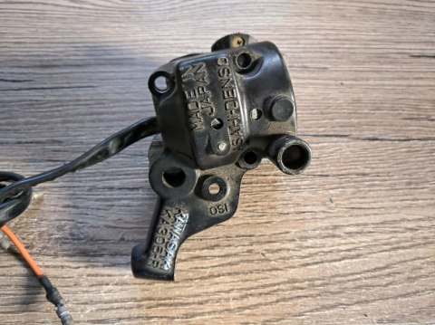 KAWASAKI G7 100 PRZEŁĄCZNIK PRAWY