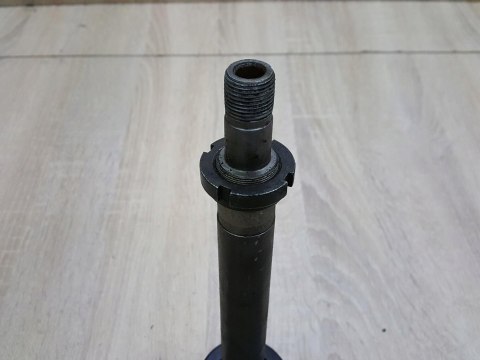 KAWASAKI GPX 600 R SZTYCA PÓŁKA DOLNA