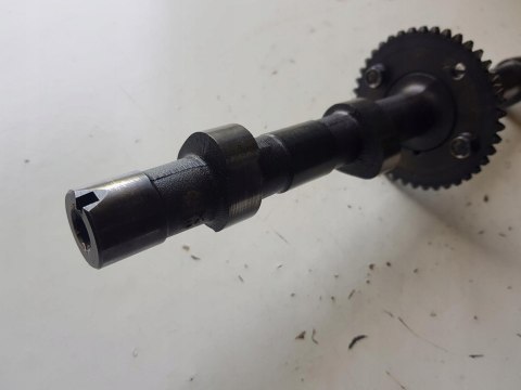 KAWASAKI GPX 600R WAŁEK ROZRZĄDU WYDECHOWY KAWASAKI GPX 600R WAŁEK ROZRZĄDU WYDECHOWY