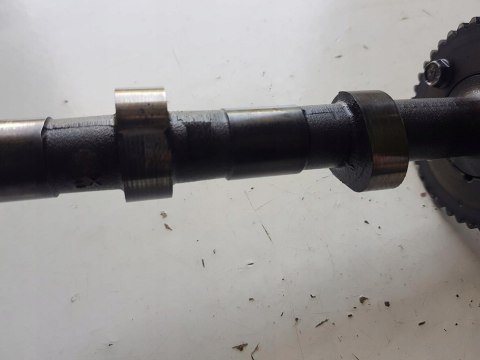 KAWASAKI GPX 600R WAŁEK ROZRZĄDU WYDECHOWY KAWASAKI GPX 600R WAŁEK ROZRZĄDU WYDECHOWY