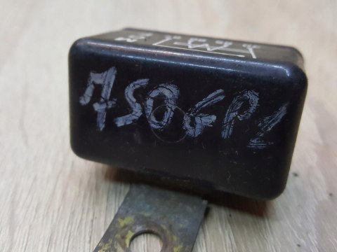 KAWASAKI GPZ 750 PRZEKAŹNIK