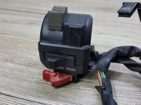 KAWASAKI GPZ 750 TURBO ZX 750 E PRZEŁĄCZNIK LEWY