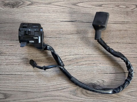 KAWASAKI GTR 1000 PRZEŁĄCZNIK LEWY