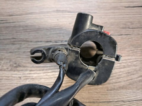 KAWASAKI KH 125 PRZEŁĄCZNIK PRAWY