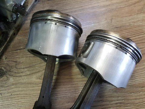 HONDA CX 500 KARTER BLOK SILNIKA CYLINDER TŁOKI HONDA CX 500 KARTER BLOK SILNIKA CYLINDER TŁOKI