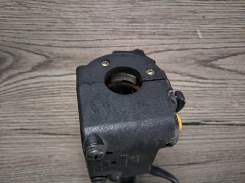 HONDA CBX 550 F2 PRZEŁĄCZNIK LEWY