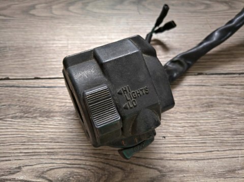 HONDA CBX 550 F2 PRZEŁĄCZNIK LEWY