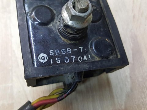 HONDA CB 750 K REGULATOR NAPIĘCIA SB6B-7 HONDA CB 750 K REGULATOR NAPIĘCIA SB6B-7
