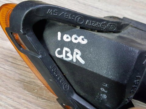 HONDA CBR 1000 KIERUNKOWSKAZ KIERUNEK LEWY HONDA CBR 1000 KIERUNKOWSKAZ KIERUNEK LEWY