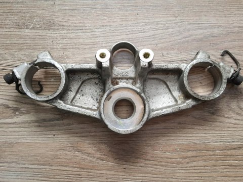 HONDA CBR 1000 SC25 PÓŁKA GÓRNA ZAWIESZENIA HONDA CBR 1000 SC25 PÓŁKA GÓRNA ZAWIESZENIA