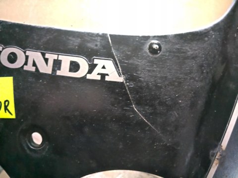 HONDA CBR 250R MC19 CZASZA CZACHA OWIEWKA PRZÓD HONDA CBR 250R MC19 CZASZA CZACHA OWIEWKA PRZÓD