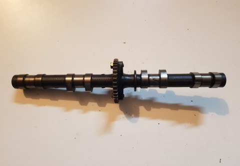 HONDA CBR 600 F1 WAŁEK ROZRZĄDU WYDECHOWY HONDA CBR 600 F1 WAŁEK ROZRZĄDU WYDECHOWY