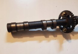 HONDA CBR 600 F1 WAŁEK ROZRZĄDU WYDECHOWY