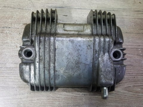 HONDA CM 400 T NC01E POKRYWA ZAWORÓW DEKIEL KAPA HONDA CM 400 T NC01E POKRYWA ZAWORÓW DEKIEL KAPA