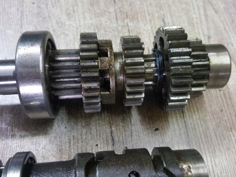 HONDA CM 400 T NC01E SKRZYNIA BIEGÓW WYBIERAK HONDA CM 400 T NC01E SKRZYNIA BIEGÓW WYBIERAK