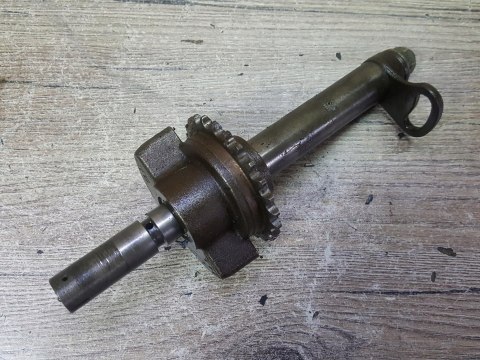 HONDA CM 400 T NC01E WAŁEK BALANSUJĄCY BALANS HONDA CM 400 T NC01E WAŁEK BALANSUJĄCY BALANS