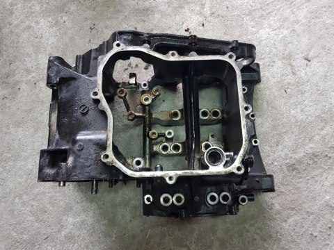 HONDA MAGNA VF500 V30 KARTER DOLNY HONDA MAGNA VF500 V30 KARTER DOLNY
