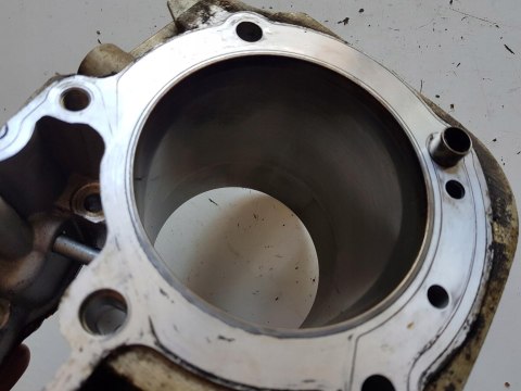 BMW R1150 RT CYLINDER PRAWY BMW R1150 RT CYLINDER PRAWY