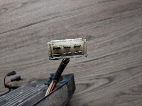 GILERA SATURNO 500 REGULATOR NAPIĘCIA SH535-12G