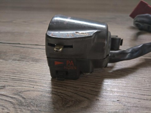 HONDA CB 125 T 77-84 PRZEŁĄCZNIK LEWY