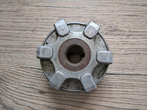 HONDA CB 125 TWIN ROTOR WIRNIK KOŁO HONDA CB 125 TWIN ROTOR WIRNIK KOŁO