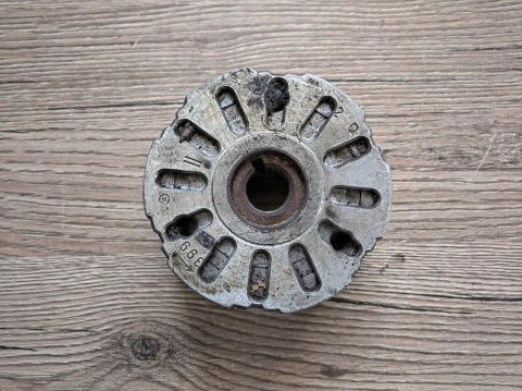 HONDA CB 125 TWIN ROTOR WIRNIK KOŁO HONDA CB 125 TWIN ROTOR WIRNIK KOŁO