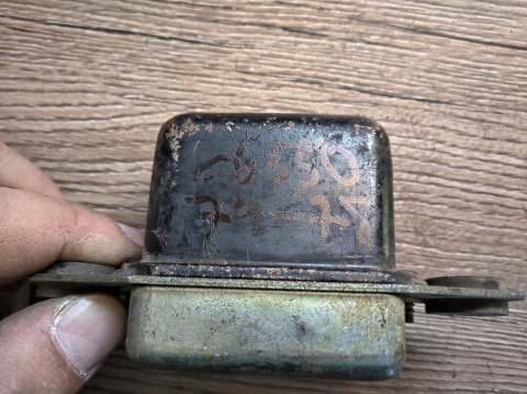 HONDA CB 550 REGULATOR NAPIĘCIA