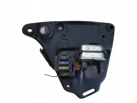 APRILIA CLASSIC 125 SKRZYNKA BEZPIECZNIKÓW OSŁONA