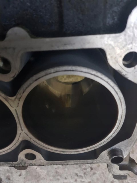 BMW K1200 RS BLOK SILNIKA CYLINDRY BMW K1200 RS BLOK SILNIKA CYLINDRY