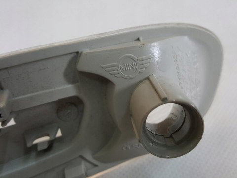 MINI COOPER F55 F56 F57 KIERUNKOWSKAZ PRAWY MINI COOPER F55 F56 F57 KIERUNKOWSKAZ PRAWY
