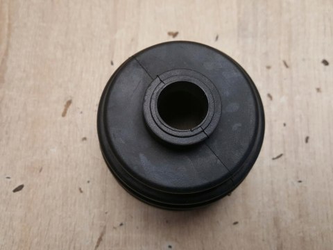 OSŁONA PRZEGUBU PÓŁOSI NAPĘDOWEJ 1X635-3