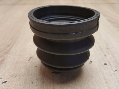 OSŁONA PRZEGUBU PÓŁOSI NAPĘDOWEJ 1X635-3