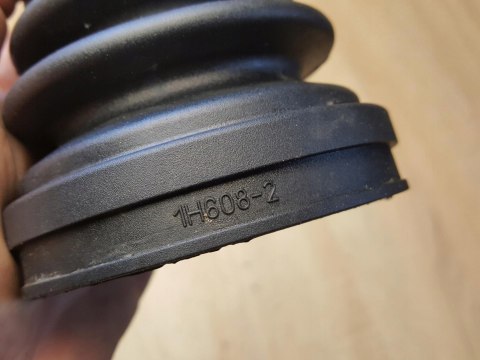 OSŁONA PRZEGUBU PÓŁOSI NAPĘDOWEJ 1H608-2 OSŁONA PRZEGUBU PÓŁOSI NAPĘDOWEJ 1H608-2