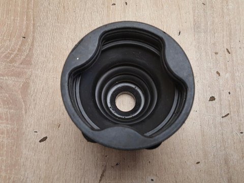 OSŁONA PRZEGUBU PÓŁOSI NAPĘDOWEJ 1H824-2