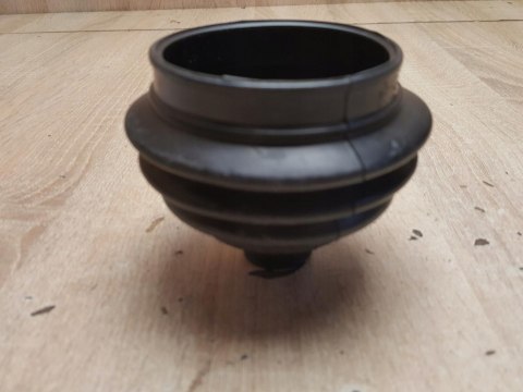 OSŁONA PRZEGUBU PÓŁOSI NAPĘDOWEJ 2152107500012 OSŁONA PRZEGUBU PÓŁOSI NAPĘDOWEJ 2152107500012