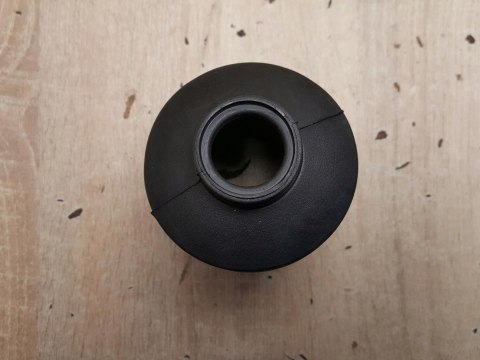 OSŁONA PRZEGUBU PÓŁOSI NAPĘDOWEJ 4L710-6S OSŁONA PRZEGUBU PÓŁOSI NAPĘDOWEJ 4L710-6S