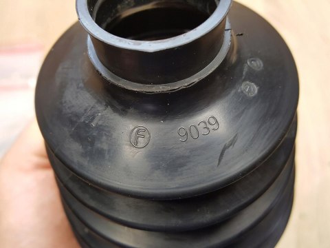 OSŁONA PRZEGUBU PÓŁOSI NAPĘDOWEJ 9039