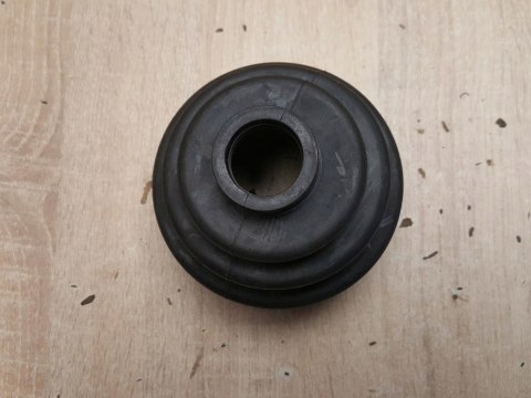 OSŁONA PRZEGUBU PÓŁOSI NAPĘDOWEJ BT-115 OSŁONA PRZEGUBU PÓŁOSI NAPĘDOWEJ BT-115