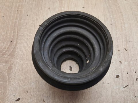 OSŁONA PRZEGUBU PÓŁOSI NAPĘDOWEJ BT-520X OSŁONA PRZEGUBU PÓŁOSI NAPĘDOWEJ BT-520X