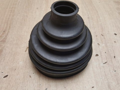 OSŁONA PRZEGUBU PÓŁOSI NAPĘDOWEJ BT-548 OSŁONA PRZEGUBU PÓŁOSI NAPĘDOWEJ BT-548