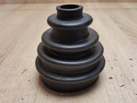 OSŁONA PRZEGUBU PÓŁOSI NAPĘDOWEJ BT-70 OSŁONA PRZEGUBU PÓŁOSI NAPĘDOWEJ BT-70