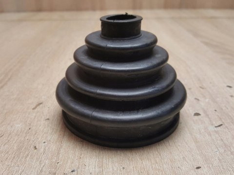 OSŁONA PRZEGUBU PÓŁOSI NAPĘDOWEJ C-6103