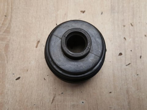 OSŁONA PRZEGUBU PÓŁOSI NAPĘDOWEJ C-6119