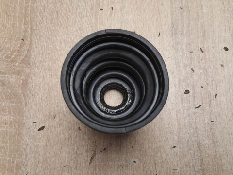 OSŁONA PRZEGUBU PÓŁOSI NAPĘDOWEJ C-6119