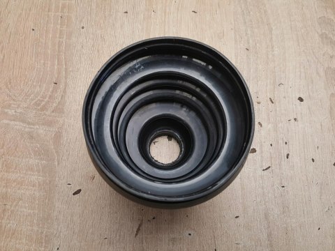 OSŁONA PRZEGUBU PÓŁOSI NAPĘDOWEJ T1X131 OSŁONA PRZEGUBU PÓŁOSI NAPĘDOWEJ T1X131